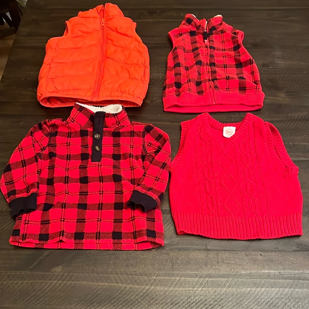 .4 tops 1 Carter's Jacket  1 Carters Vest 2 WW vests 18 months